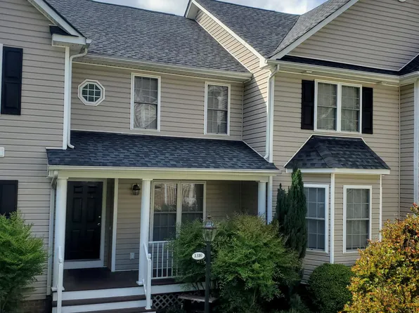 1310 Lake Rest Cir, Midlothian, VA 23114