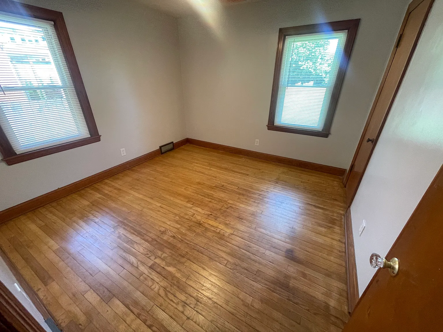 2 bed, 1089 sqft, $1,550 — Photo 4