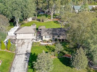 S75W14886 Lynn Dr, Muskego, WI 53150