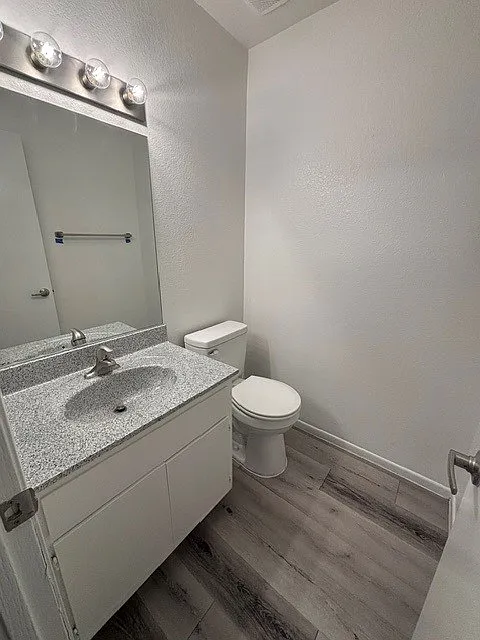 2 bed, 1.5 bath, 980 sqft, $1,634 — Photo 4