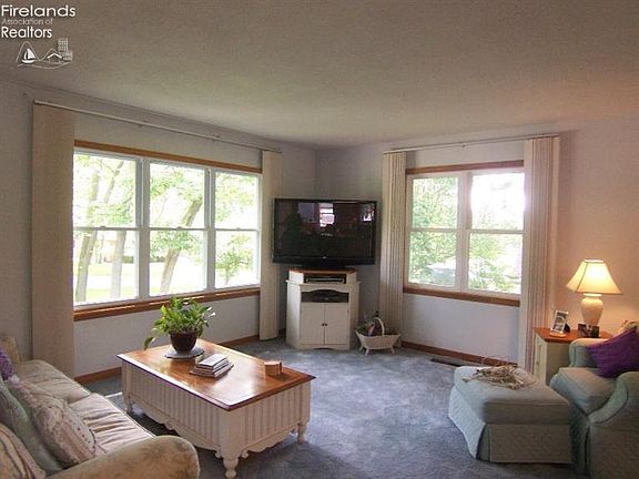 4th image of 3520 N Karwood Dr