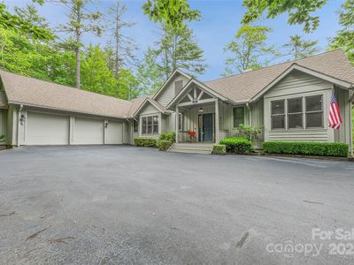877 Winding Creek Rd, Sapphire, NC, 28774