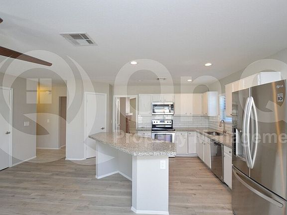 4th image of 6148 E Covina St