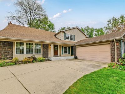 943 N Crestview Dr, Palatine, IL, 60067