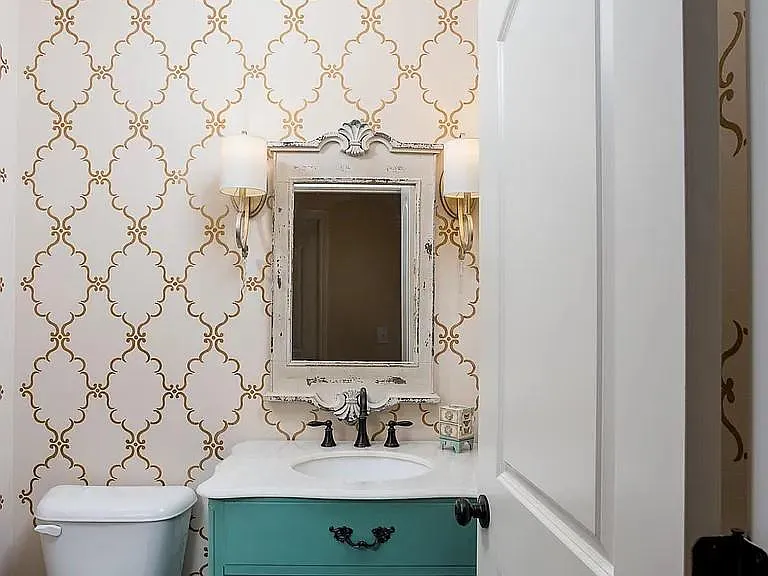 903 Malone Pl — Photo 12