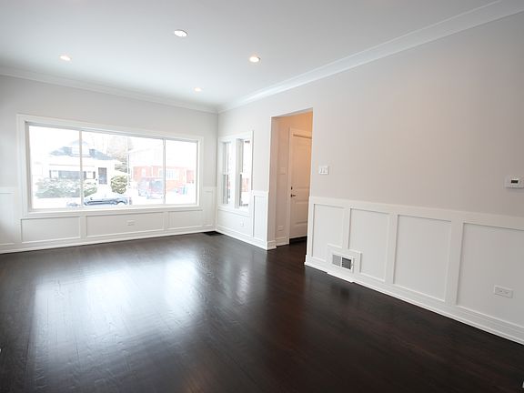 5th image of 837 S 20th Ave