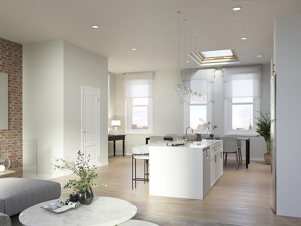 2nd image of 36 Cottage St #U2
