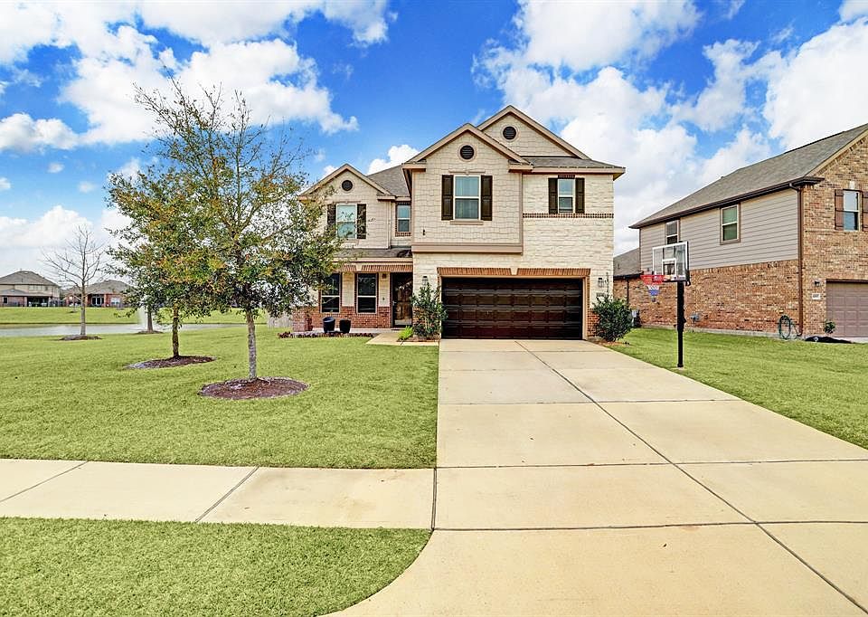 1st image of 3215 Laurel Bend Ln