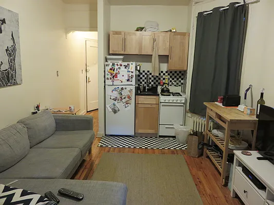 Rented by Majesty Management | media 38