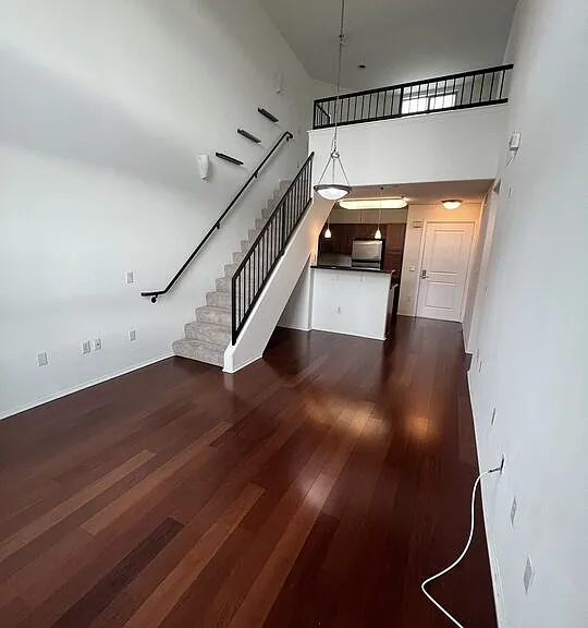 100 S Alameda St #464 — Photo 2