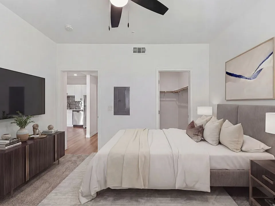 Summit On Boulder Apartments Near Las Vegas in Henderson NV