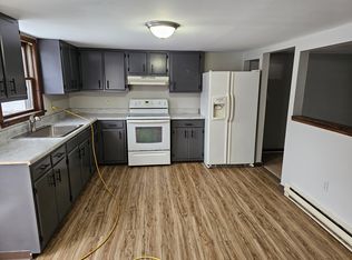 231 Maple St APT 2, Tobyhanna, PA