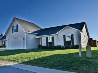 253 Mud Creek Rd, Fletcher, NC 28732