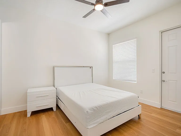 13614 N 22nd St #101 — Photo 18