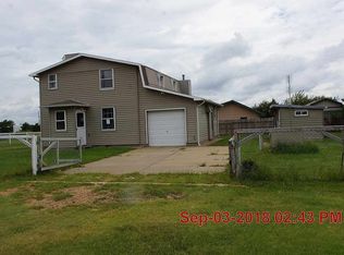 25307 Westview Ln, Mount Hope, KS 67108