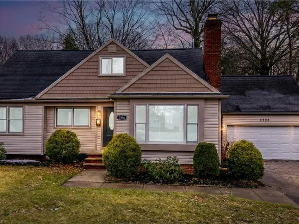 5266 Wilson Mills Rd, Richmond Heights, OH 44143