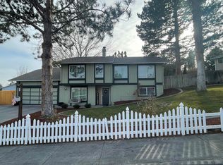 1009 W 14th Pl, Kennewick, WA 99337