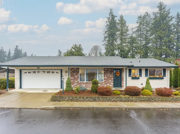 16720 SW King Charles Ave, King City, OR 97224
