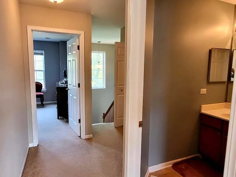 1717 Maple Ave — Photo 11