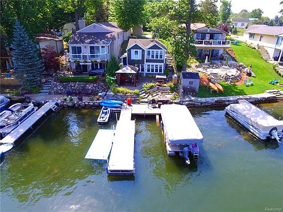 4th image of 6523 Hartwood Dr