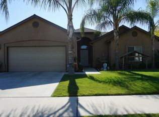 2707 N Shady Ct, Visalia, CA 93291
