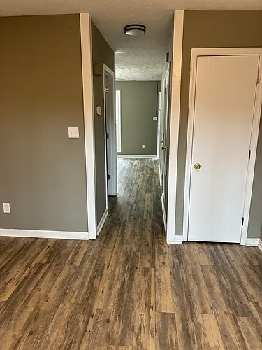 5882 Aftonshire Dr Photo 1