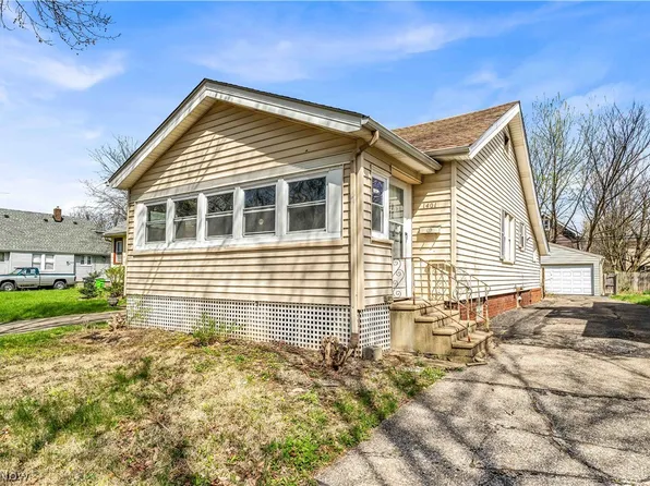 1401 E 219th St, Euclid, OH 44117