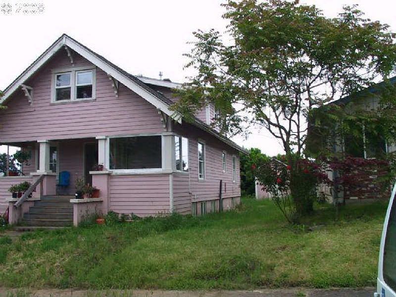 2nd image of 3115 F St