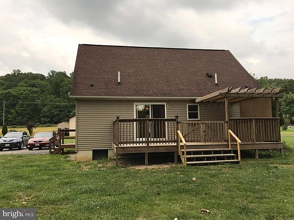5th image of 94 Bailey Ln