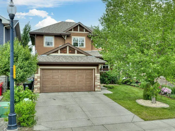 474 W Tuscany Ravine Rd NW, Calgary, AB T3L 3B2