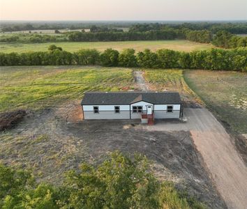 696 County Road 4040, Ector, TX, 75439
