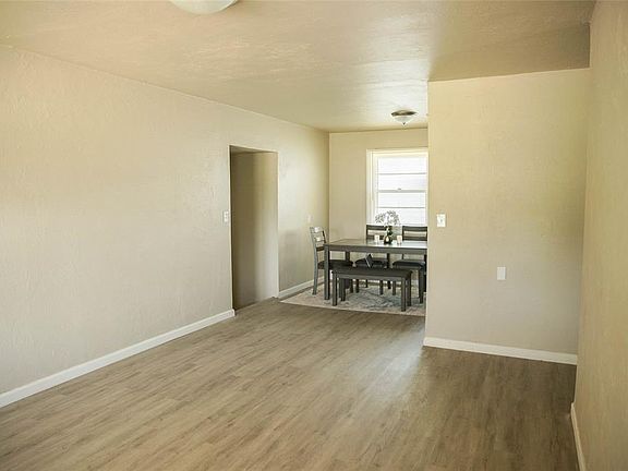 4th image of 1400 N Washington Blvd