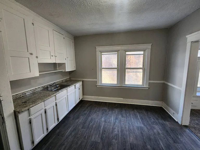 12514 Locke Ave — Photo 23