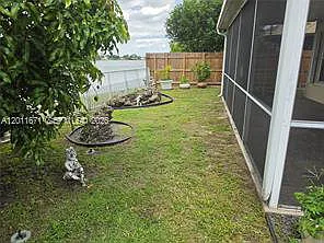 3 bed, 2.0 bath, $3,200 — Photo 3