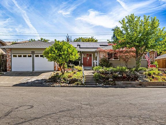 4th image of 2324 Eastwood Drive