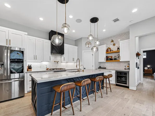 209 Woodard St, Houston, TX 77009