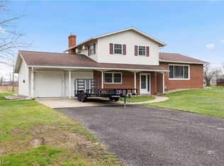 32 Elmwood Dr, Greenwich, OH 44837