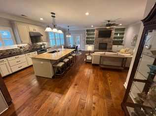 111 Tea Farm Rd, Summerville, SC 29483