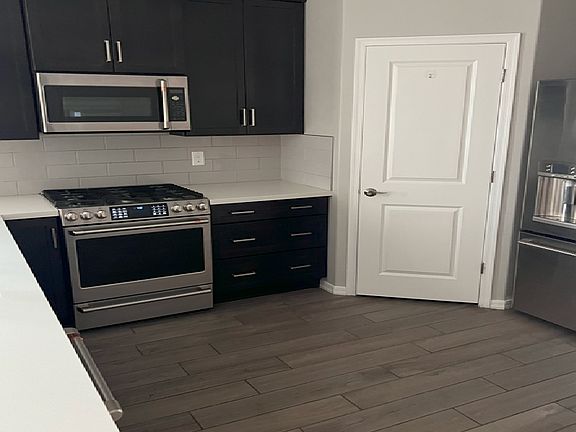 3rd image of 32071 N 125th Ave