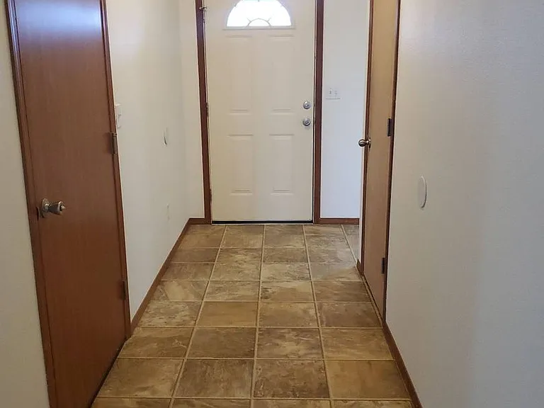 1216 W Franklin St — Photo 5