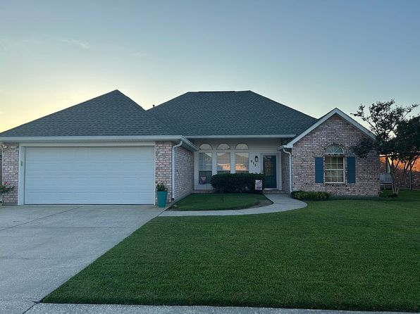 213 Westport Dr