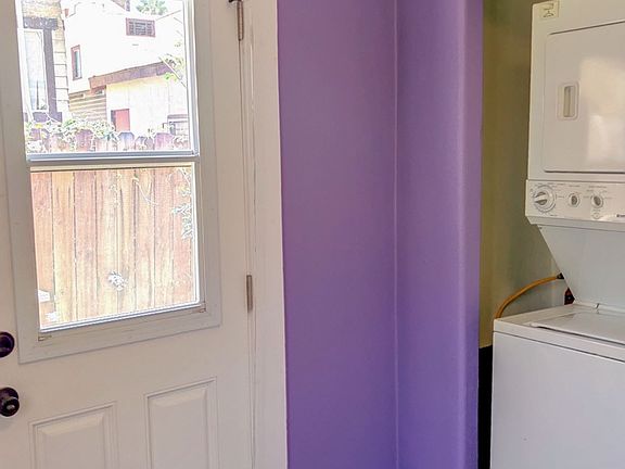 2nd image of 802 N Hobart Blvd