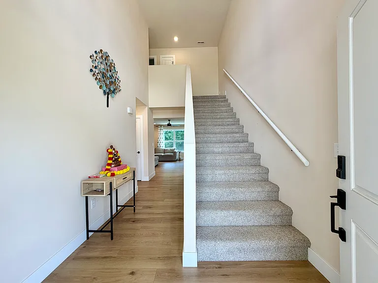 300 Waterwheel Dr — Photo 13