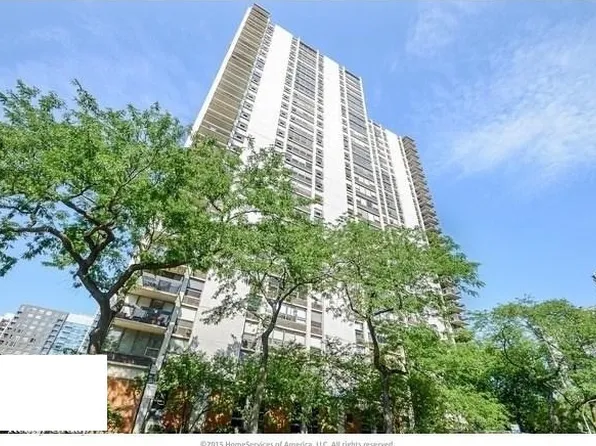1255 N Sandburg Ter Unit 1705E, Chicago, IL 60610