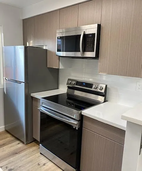 2515 Ocean View Ave #103 — Photo 2