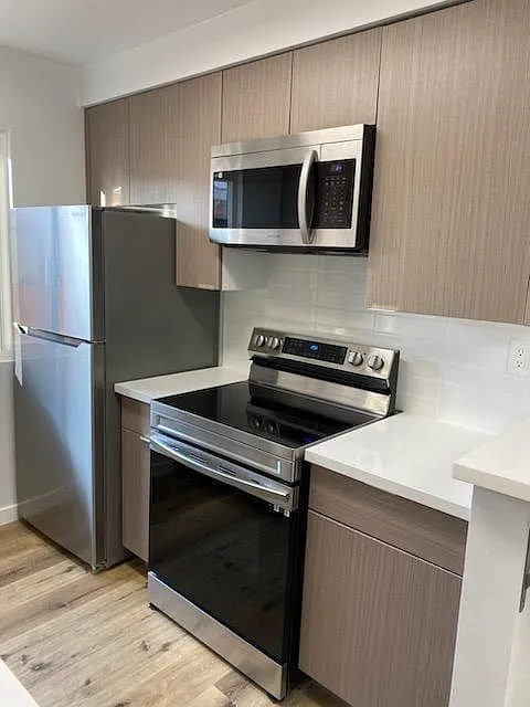 Building Photo - 2515 Ocean View Ave #103