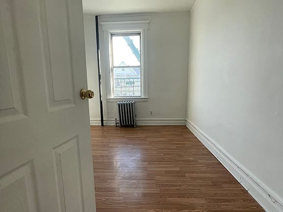 2nd image of 412 Woodside Ave #2B
