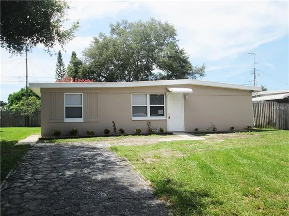 12086 105th St, Largo, FL 33773