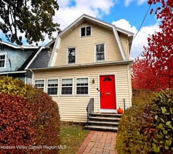 40 Forest Avenue, Albany, NY, 12208