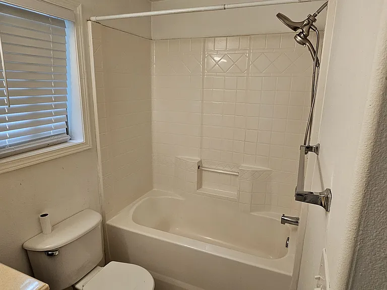 8615 John Dower Rd SW — Photo 14